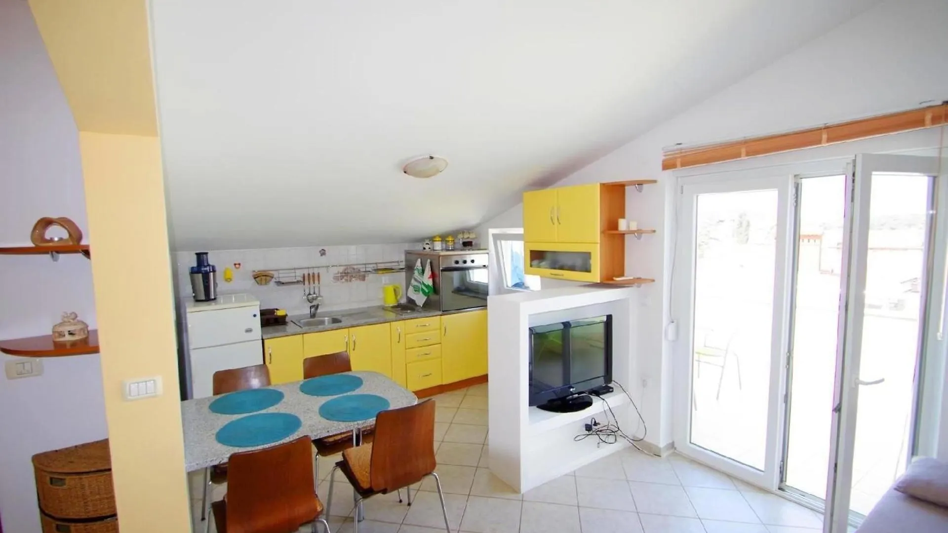 Apartment Ferienwohnung Fuer 2 Personen 2 Kinder Ca 40 M In Medulin, Istrien Medulin Und Umgebung Croatia